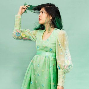 Meet your Posher, Sweets